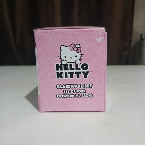 Hello Kitty Shot Glassware Set Of 4 ~ 1.5oz Each (NEW) - Picture 7 of 10